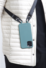 Ensemble coque silicone Océan + lanière modulable All Black