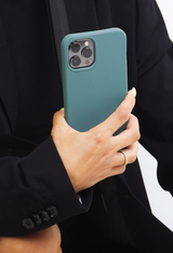 Ensemble coque silicone Océan + lanière modulable All Black